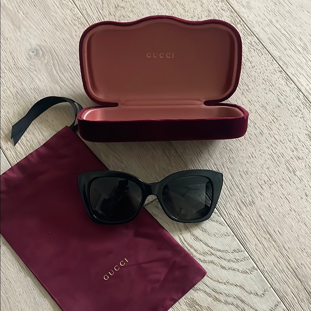 Gucci Black Women's Sunglasses